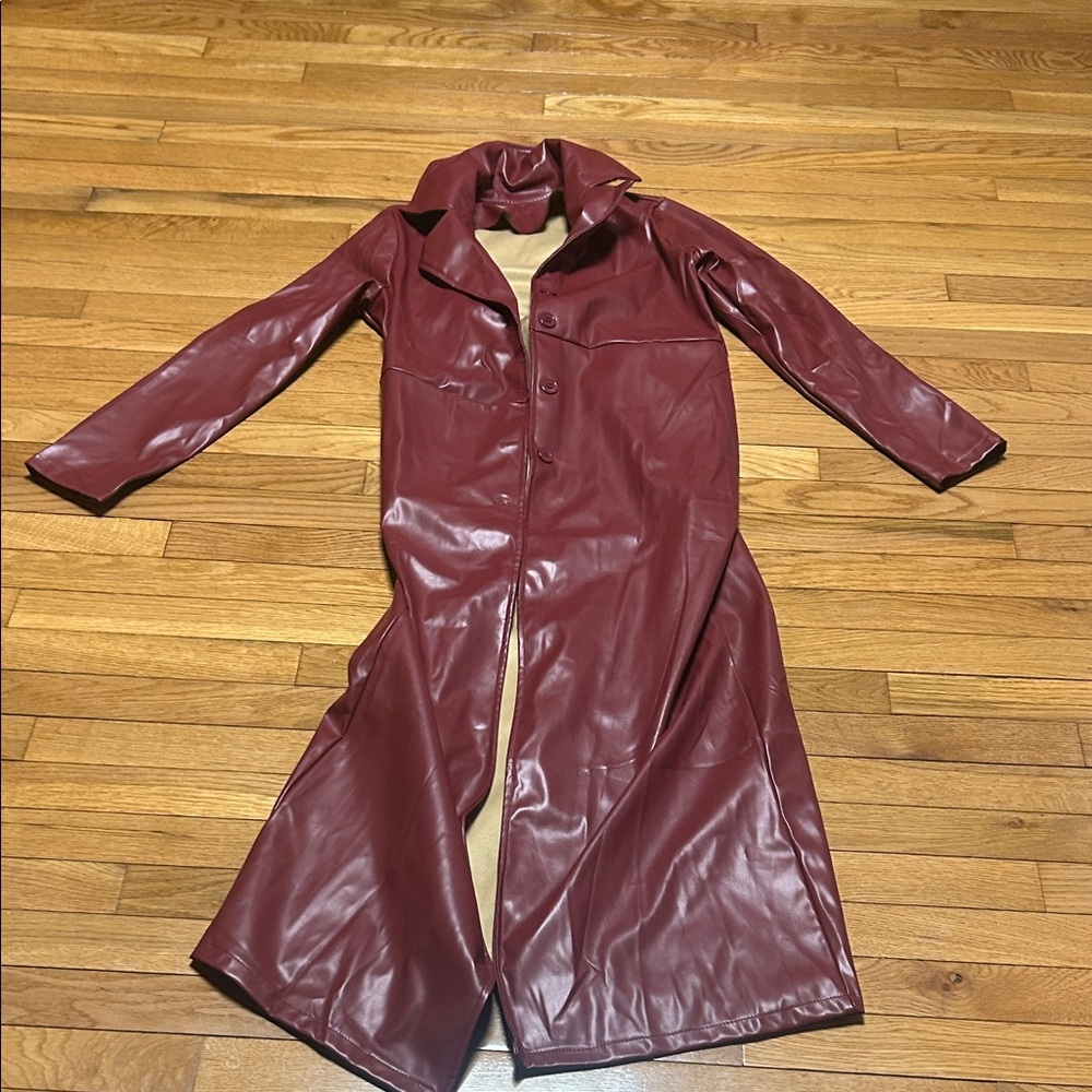 Women’s size small polyester raincoat brand new